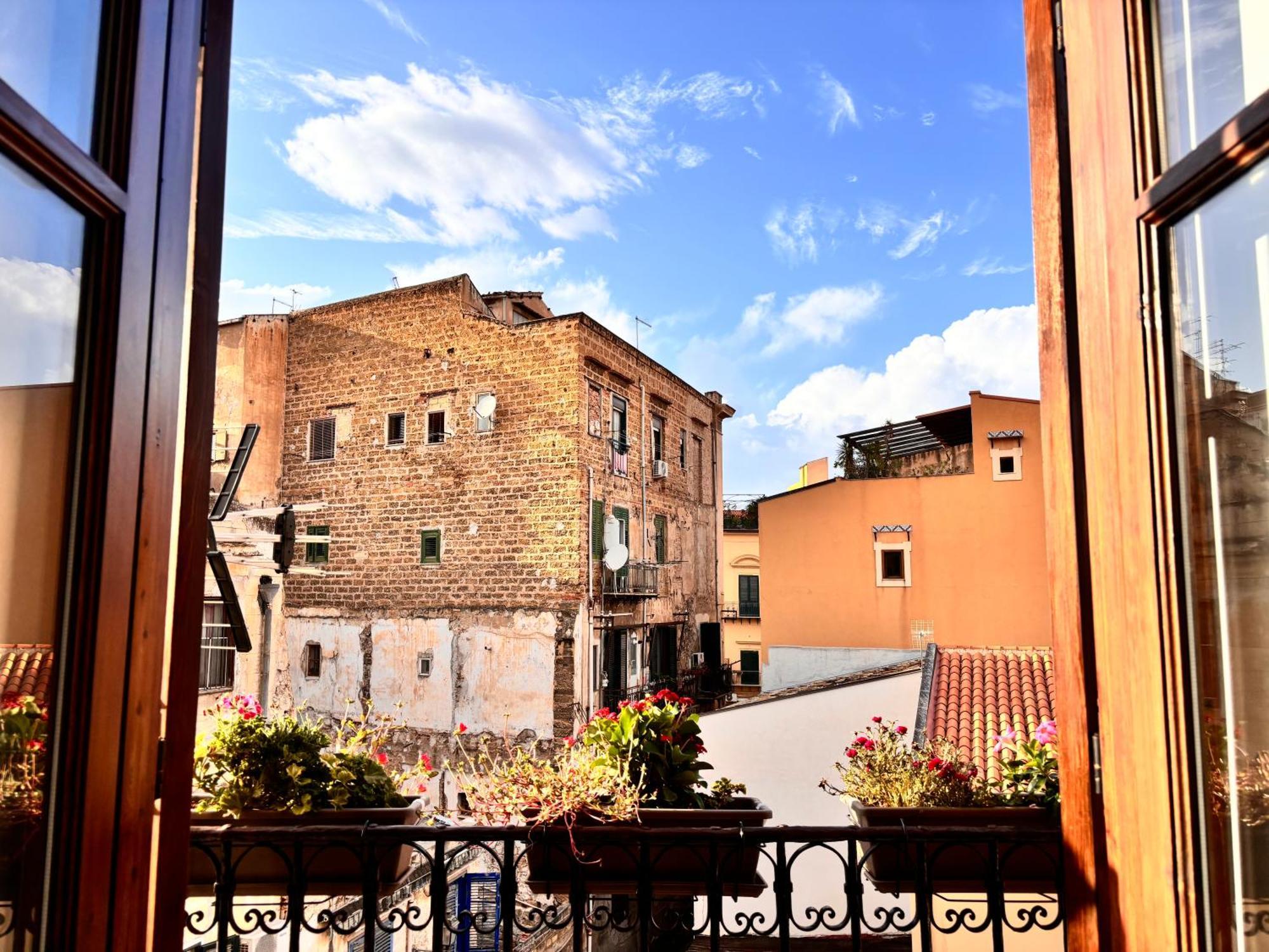 Casa Cassarelli In Centro Apartment Palermo Exterior foto